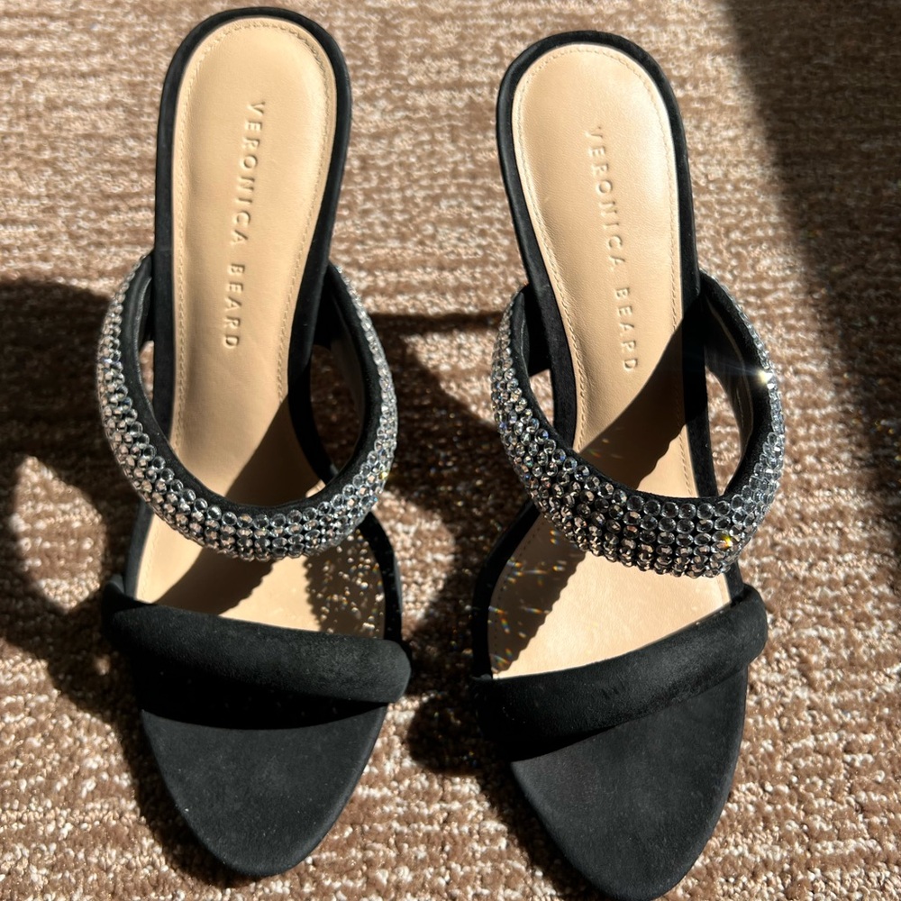 Veronica Beard Crystal And Black Pump, Heels, EUC Size 8